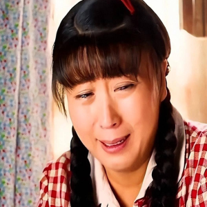 闫学晶这一跤，栽在舆情长尾上